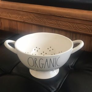 Rae Dunn Organic Colander  NWT